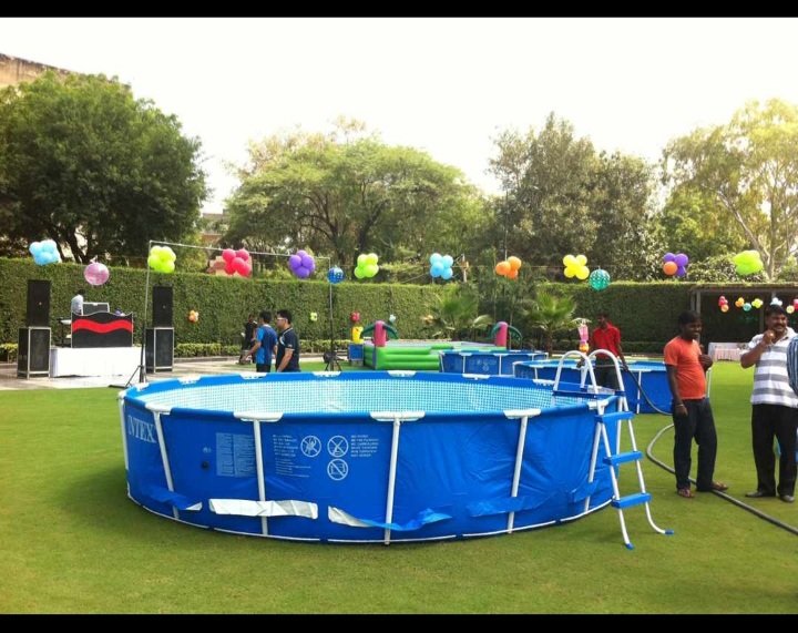 Pool Party