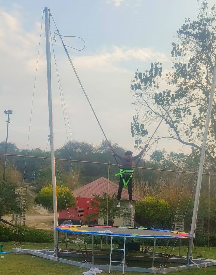 Bungee Jumpiing On rent