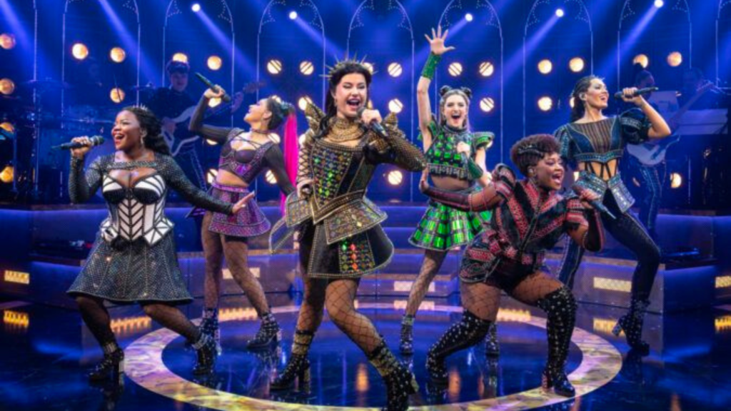 Complete Guide to Hiring Professional Foreign Performers for Parties