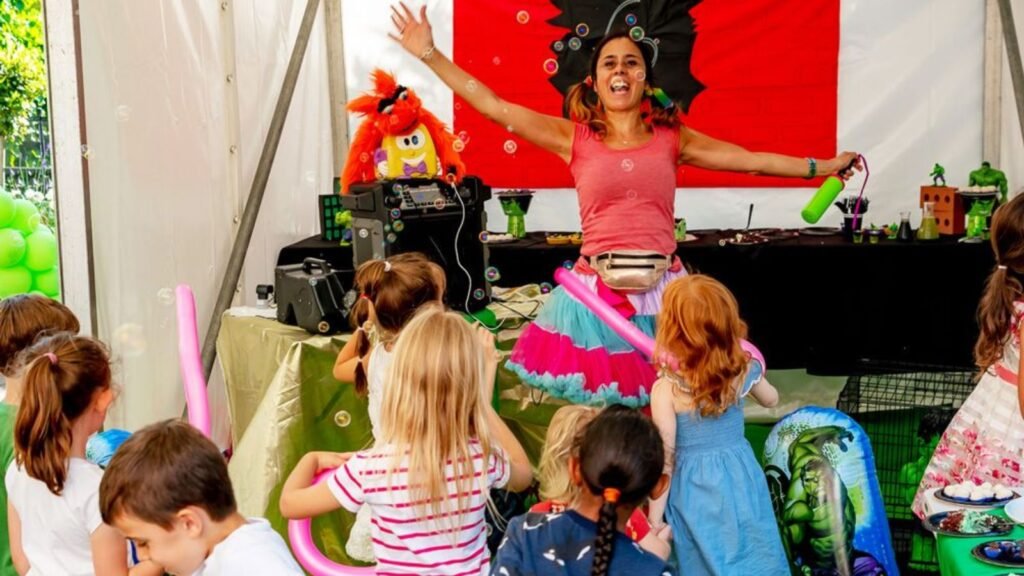 Kids Party Fun with Juggling Show in Noida