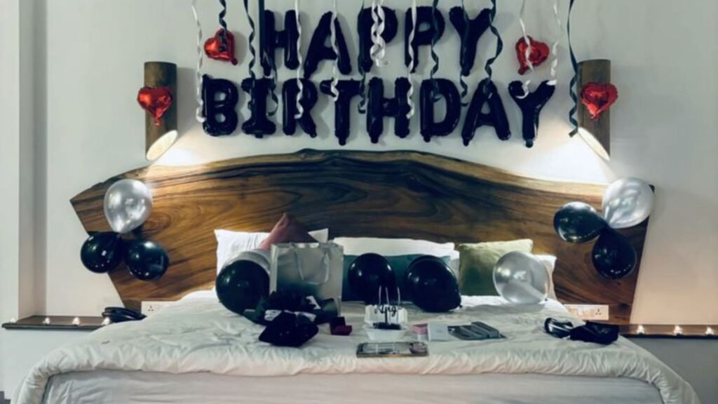 Room Decoration for Birthday Surprise for Boyfriend in Mathura