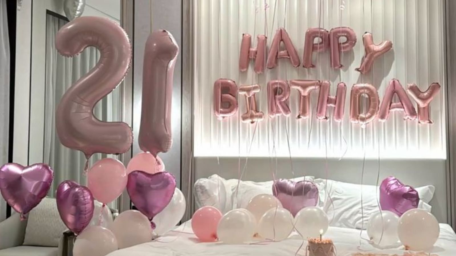 Surprise Decoration in Gurgaon for Romantic Room Setups