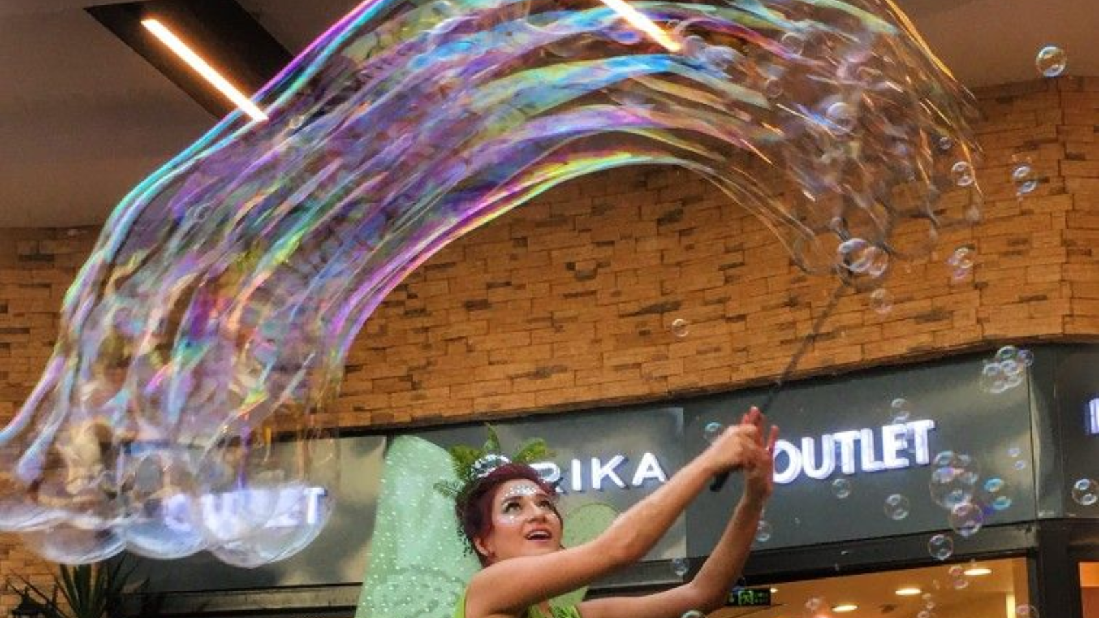 giant bubble show in Chattar pur