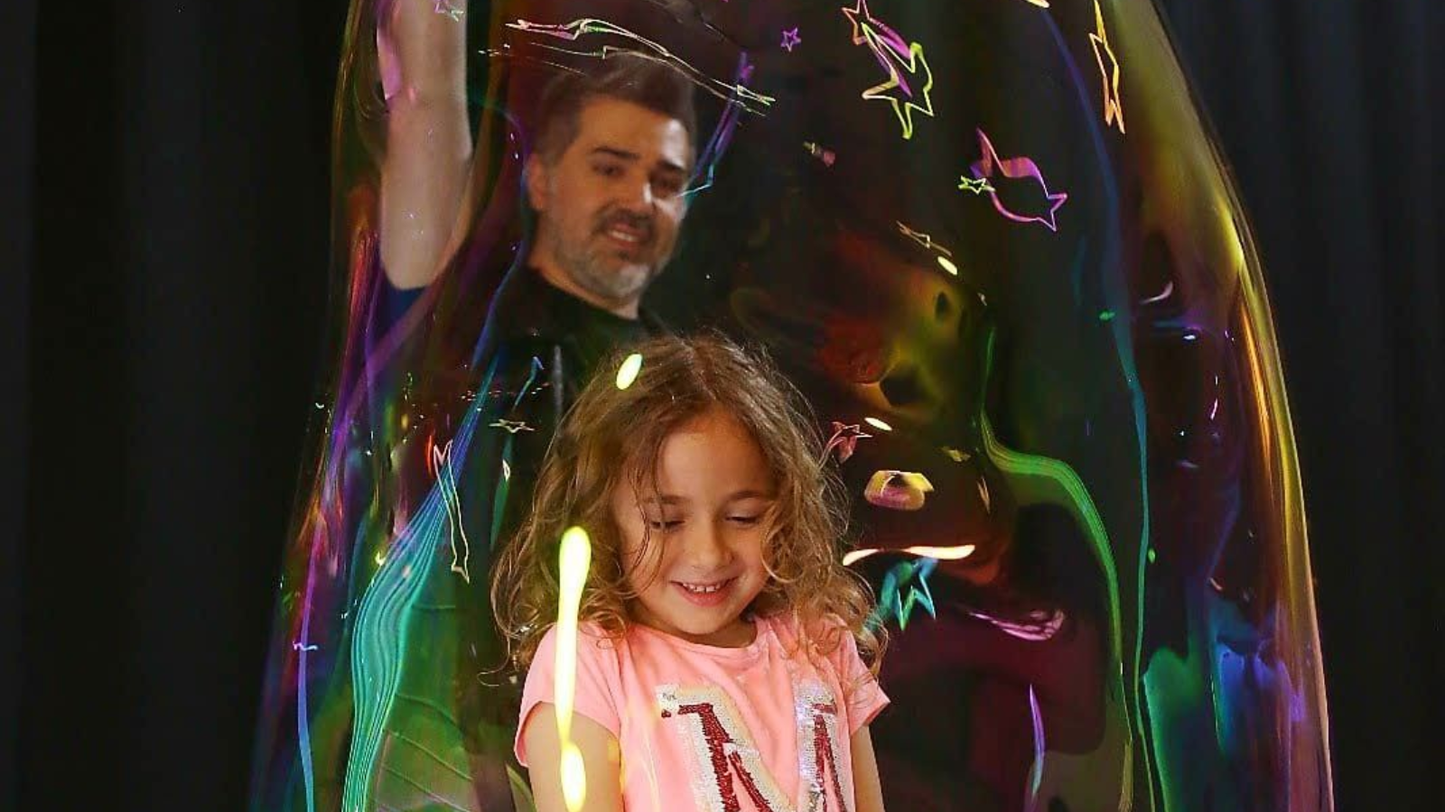How to Hire Bubble Show Artist in Race Course for Events