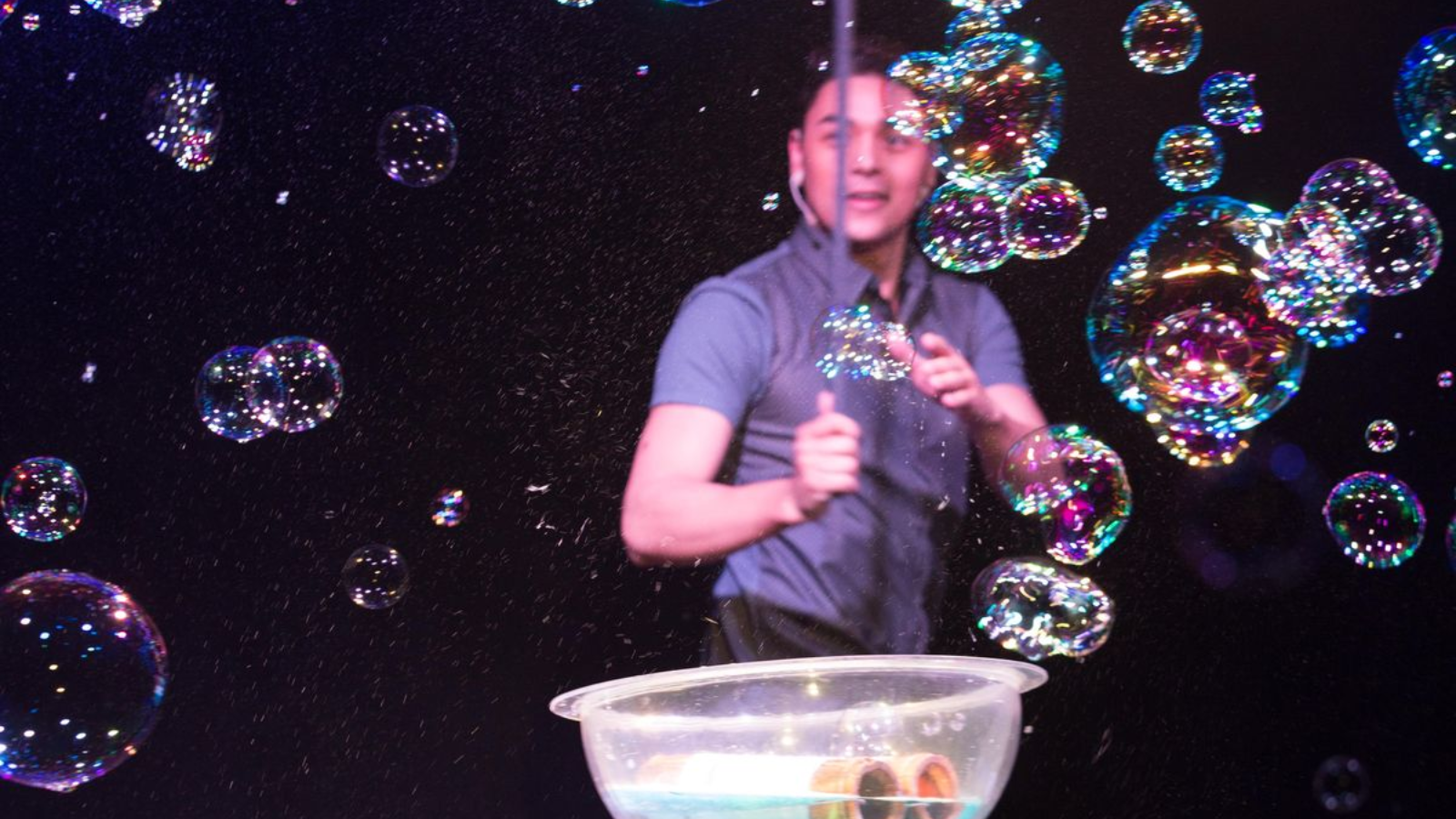 bubble magic show in South ex part 2
