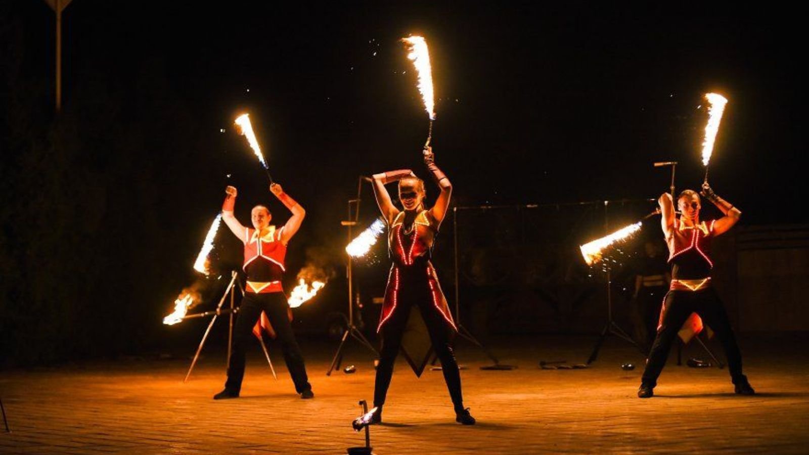 Fire Show for Parties in Chattarpur for Lavish Celebrations