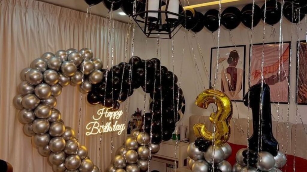 Birthday Balloon Surprise in Sujan Singh Park for Couples