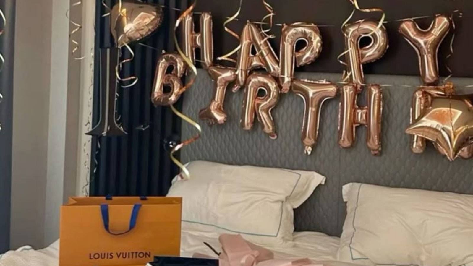 Room Decoration for Birthday Surprise in Defence Colony for Luxury Parties