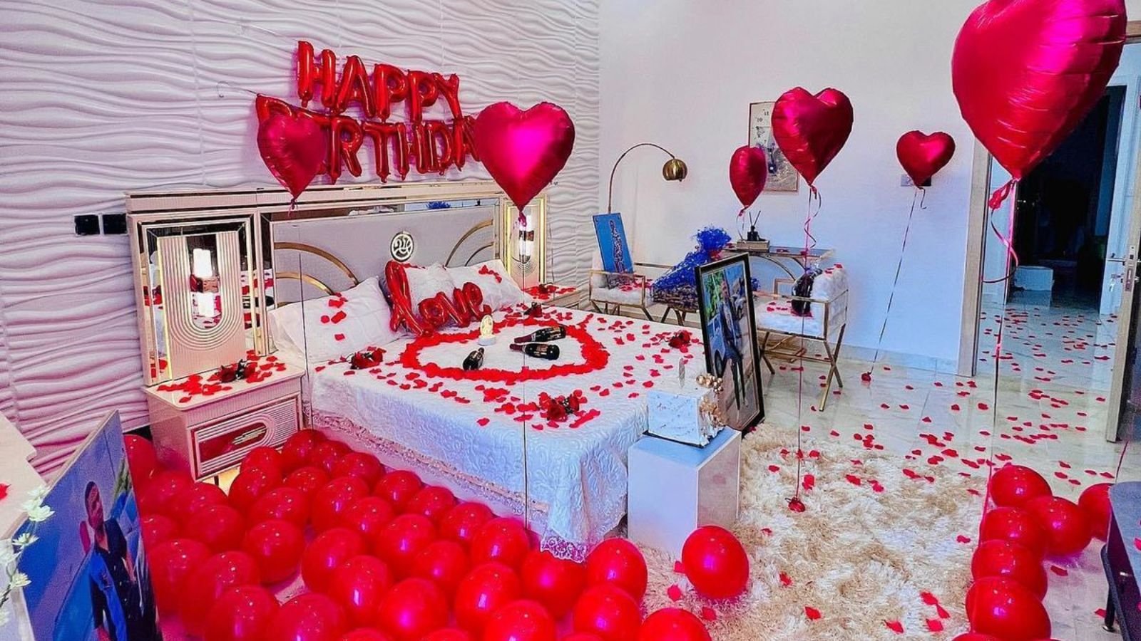 Birthday Surprise Decoration in Vasant Vihar for Hotel Surprises