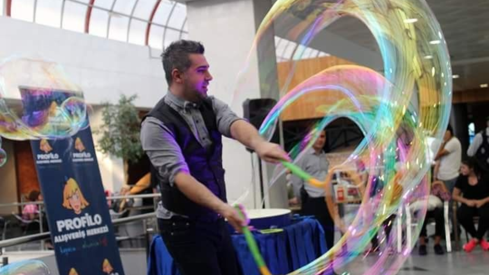 bubble show for party in Bareilly