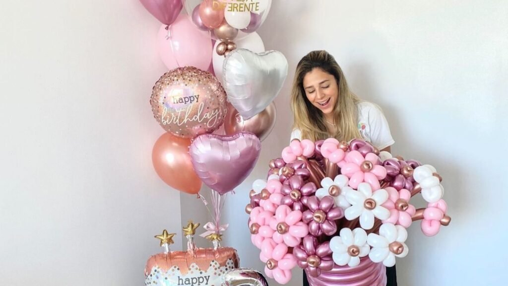 Balloon Bouquet Delivery in Noida for Birthday Surprise