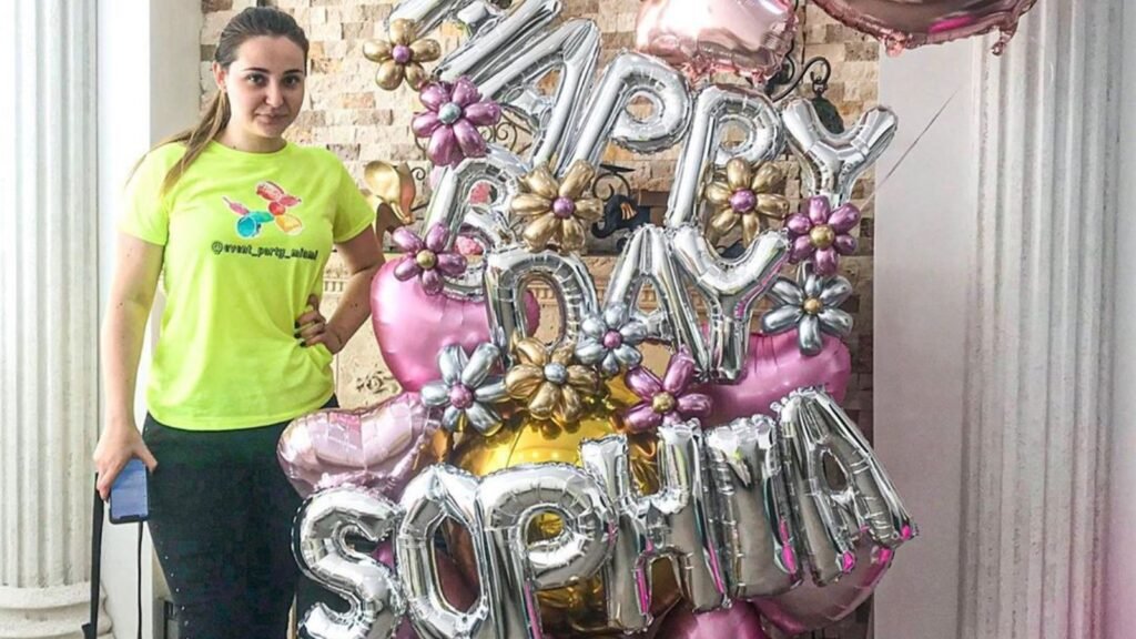 Balloon Bouquets Near Me in Bareilly for Celebration Gifts