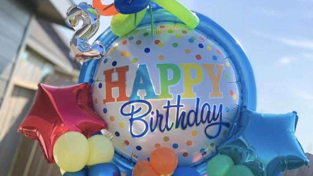 Balloon Bouquets Near Me in Chhatarpur for Birthday Surprise