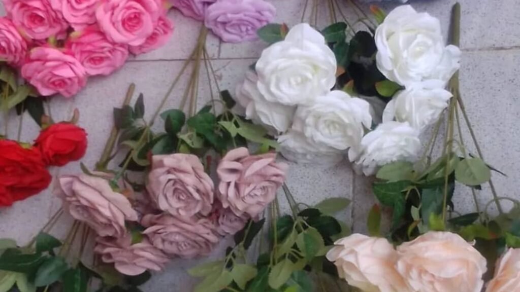 Cheap Artificial Flowers for Home Makeovers in GK 2