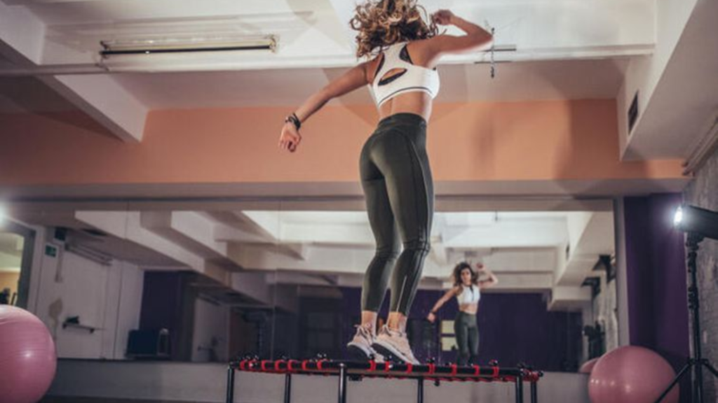 Beginner Jumping Jacks in Agra: Easy Cardio Exercises for Fitness Beginners