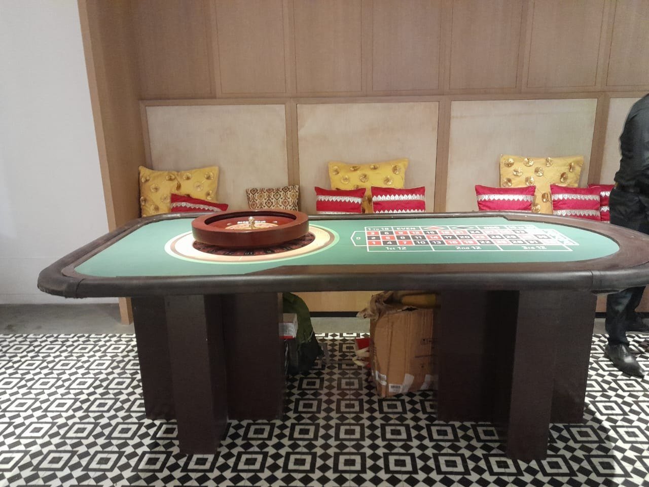casino table on rent